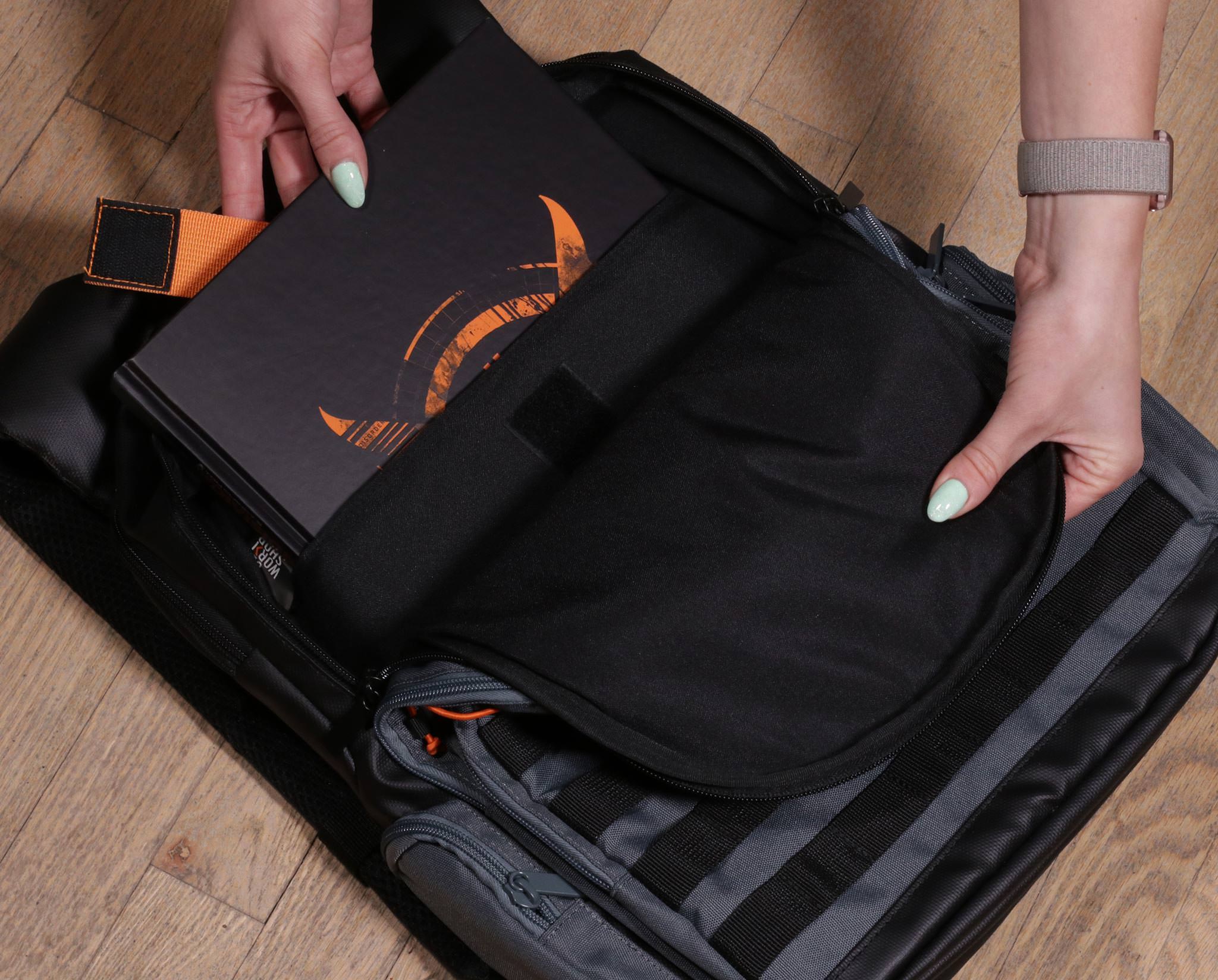 Tom Clancy's The Division 2 Agent Backpack Ubisoft Store